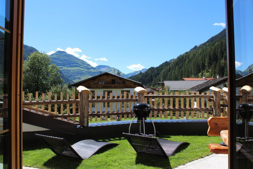 Chaletresort Lech Holzgau Exterior photo