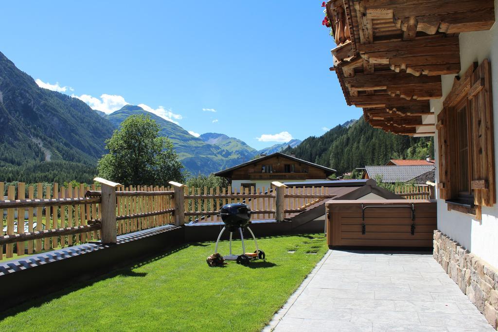 Chaletresort Lech Holzgau Exterior photo